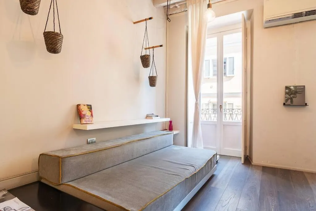 Ampio Monolocale Nel Cuore Di Brera Milan 0*,